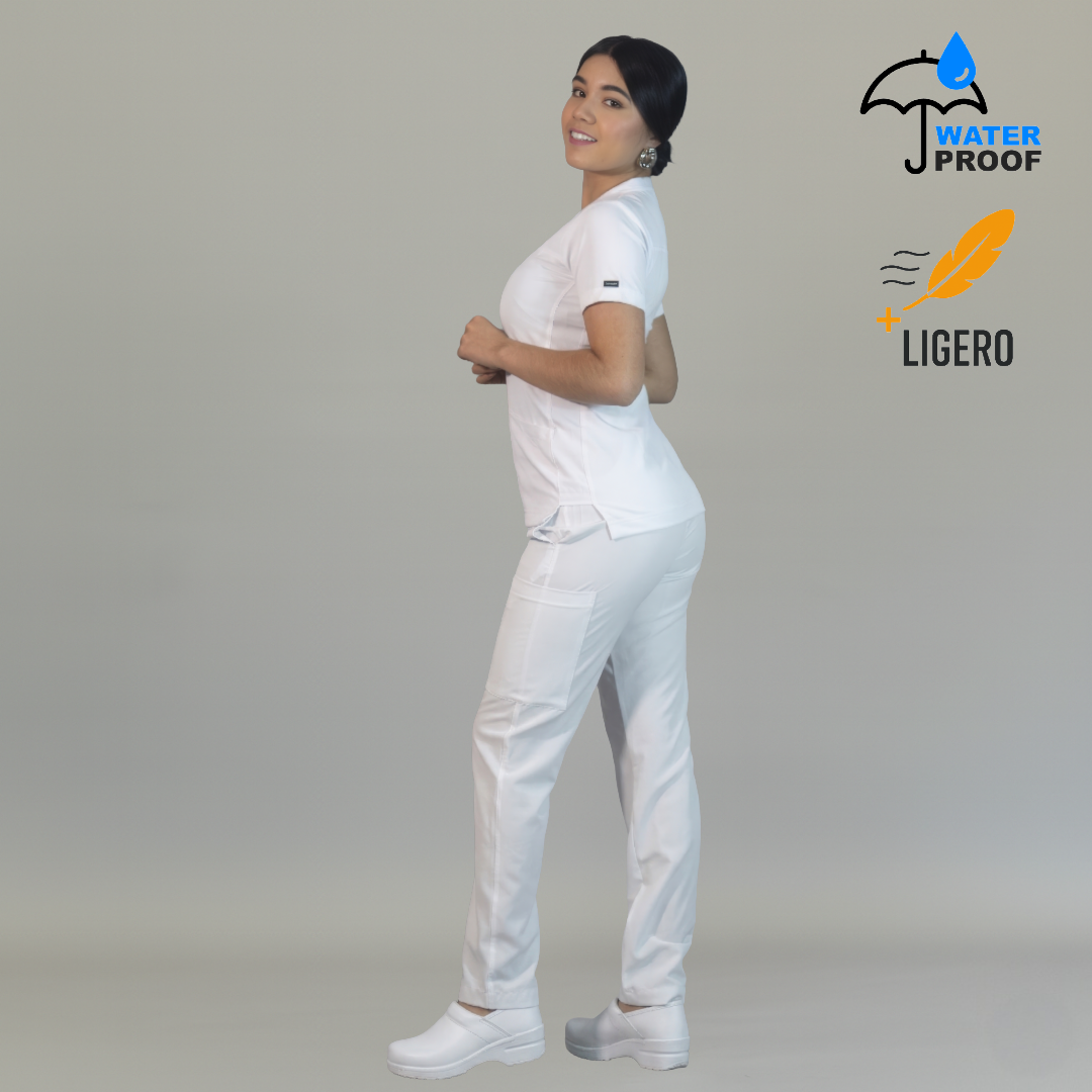 uniformes quirúrgicos mujer blancos y antifluido
