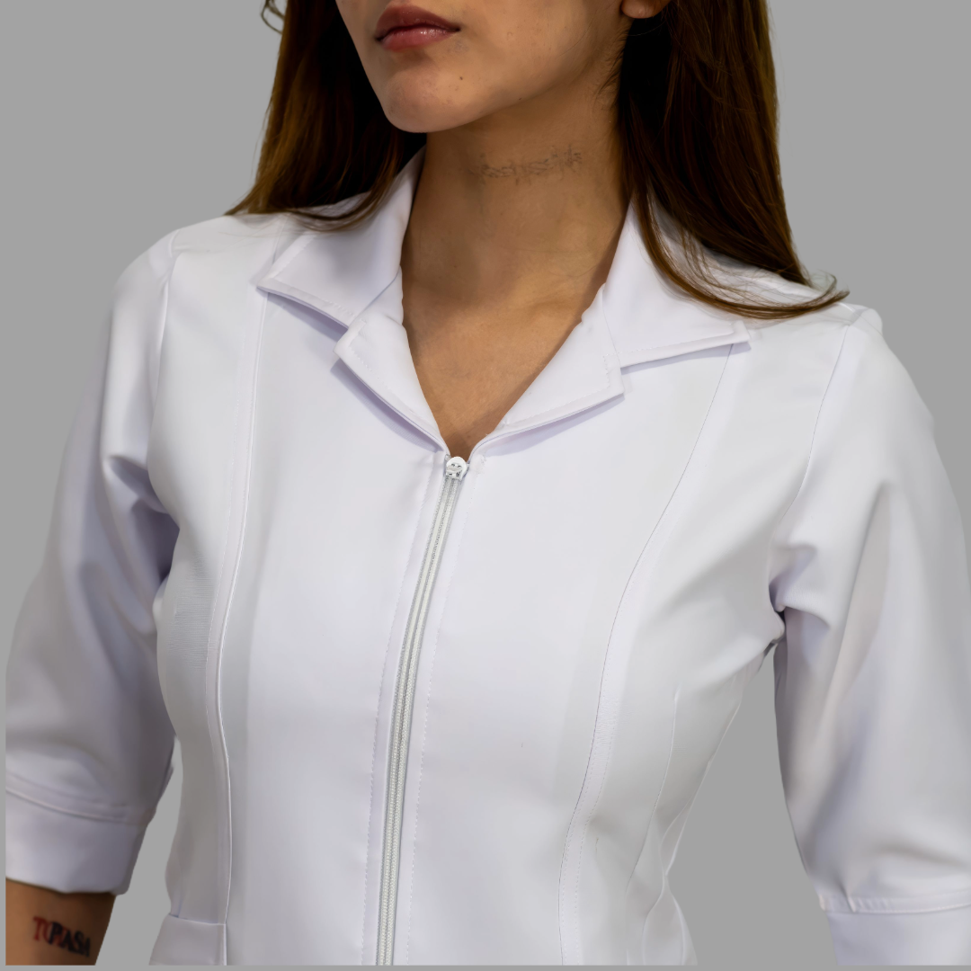 Filipina Stretch Extra Blanca Cuello Sport 3/4 Manga Dama, Antifluido
