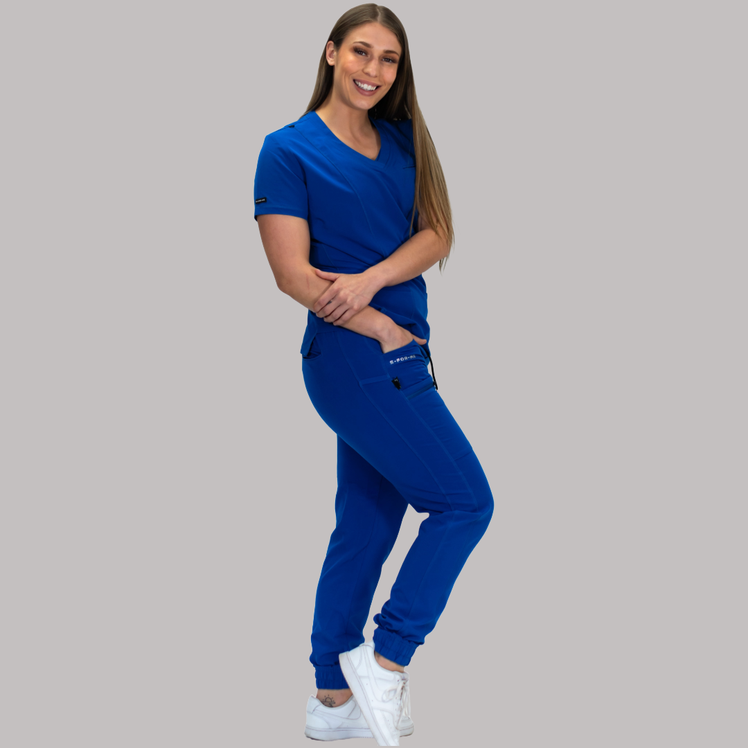 Jogger Quirúrgico Azul Rey Mujer, Scrubs Antifluido Est. 300