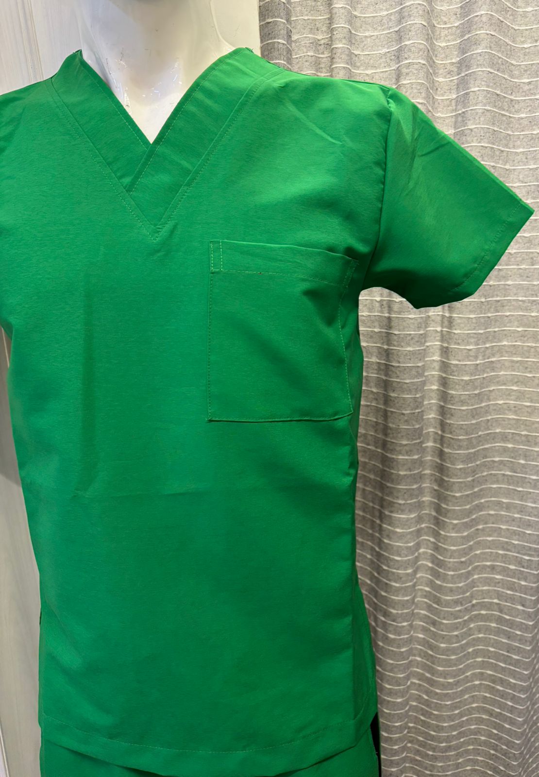 Filipina Quirúrgica 500 Unisex Basic Verde Bandera Antifluido-cloro resistente Scrubs 500 FW