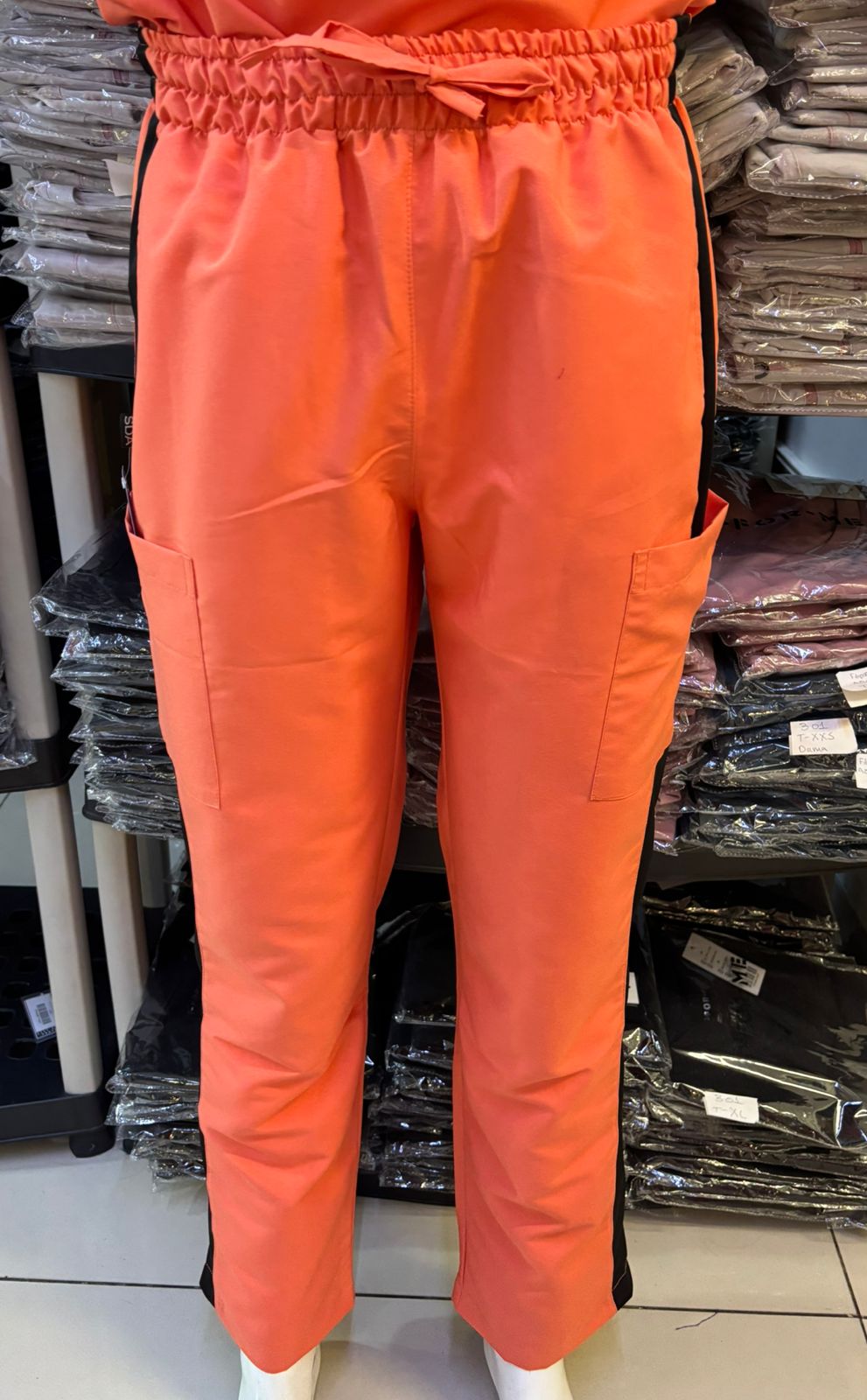 Pantalón Quirúrgico 500 Unisex Basic Coral Antifluido-cloro resistente Scrubs 500 FW