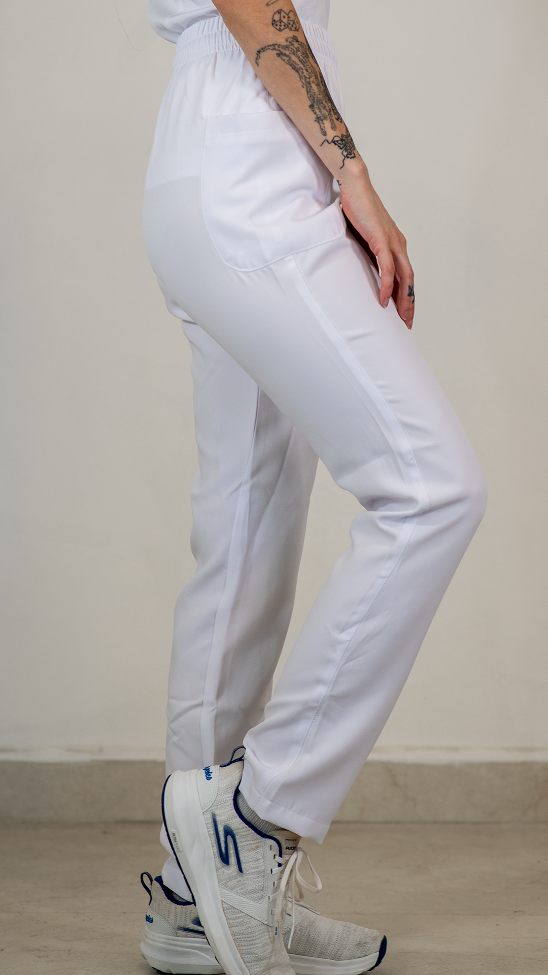 Pantalón 401 Mujer 2 Bolsas FW Blanco.