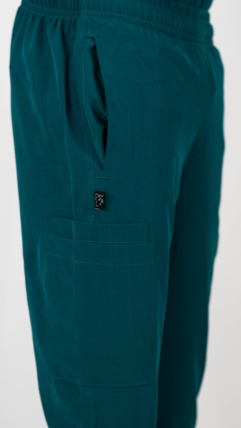 Pantalon Quirurgico Hombre 5 Bolsas Verde Botella F.W