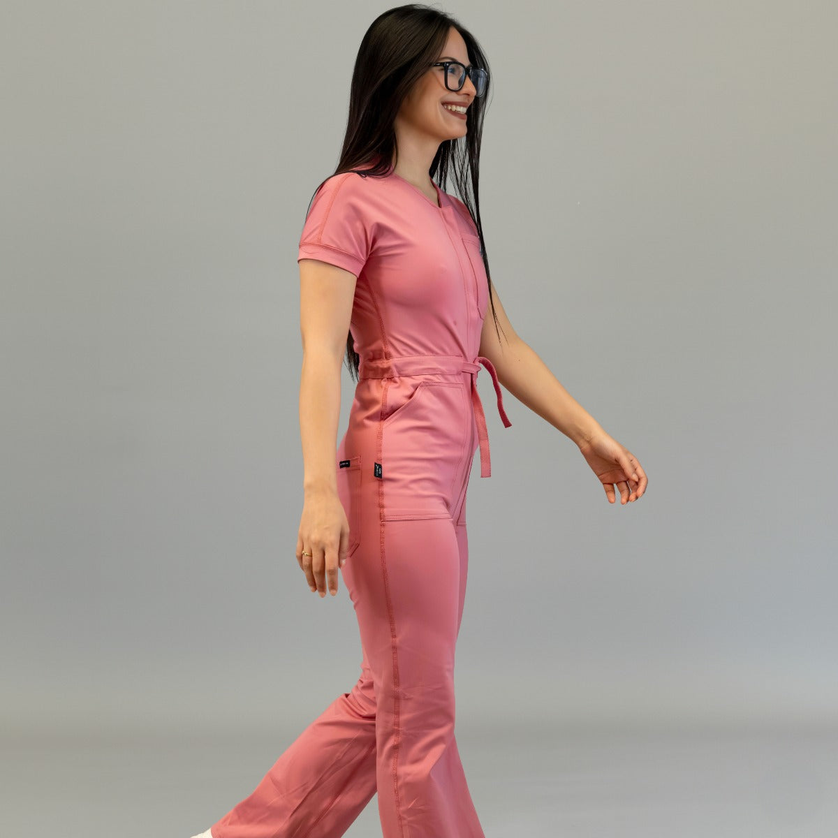 Jumpsuit Quirúrgico Mujer Estilo 945 Palo de Rosa Super Stretch Manga Corta