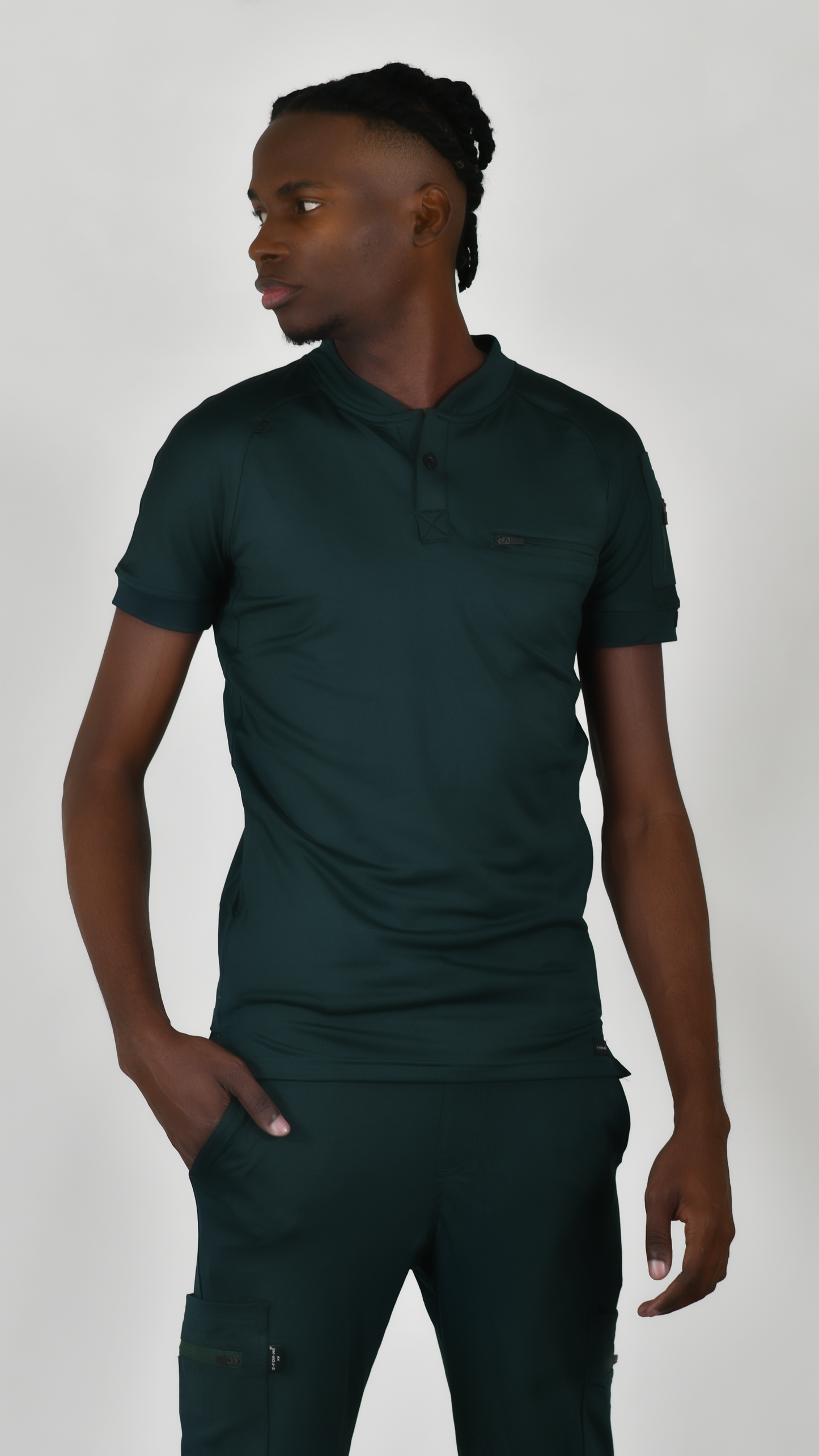 Filipina Quirurgica Hombre 901 Verde Botella Super Stretch