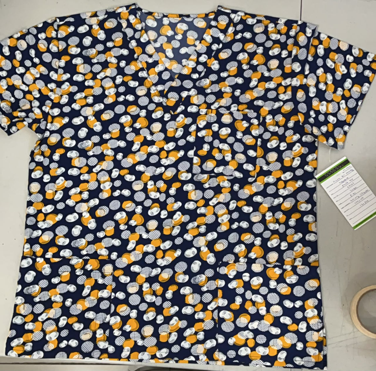 Filipina 600 Unisex Estampado Azul Marino con Bolitas Amarillas y Blancos