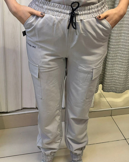 Jogger 300 Quirúrgico Gris Perla Unisex Antifluido, Scrubs