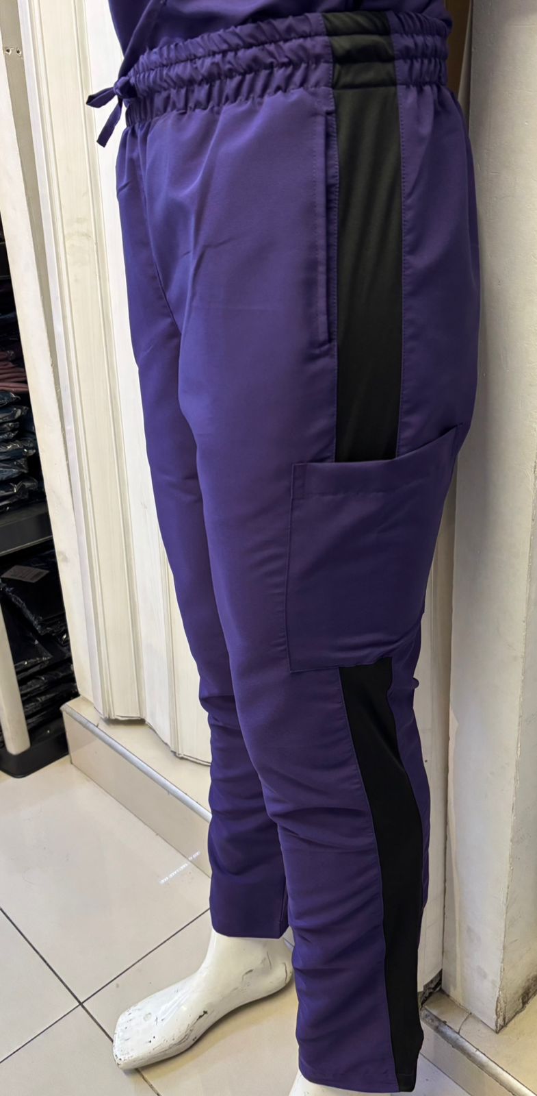 Pantalón Quirúrgico 500 Unisex Basic Morado Antifluido-cloro resistente Scrubs 500 FW