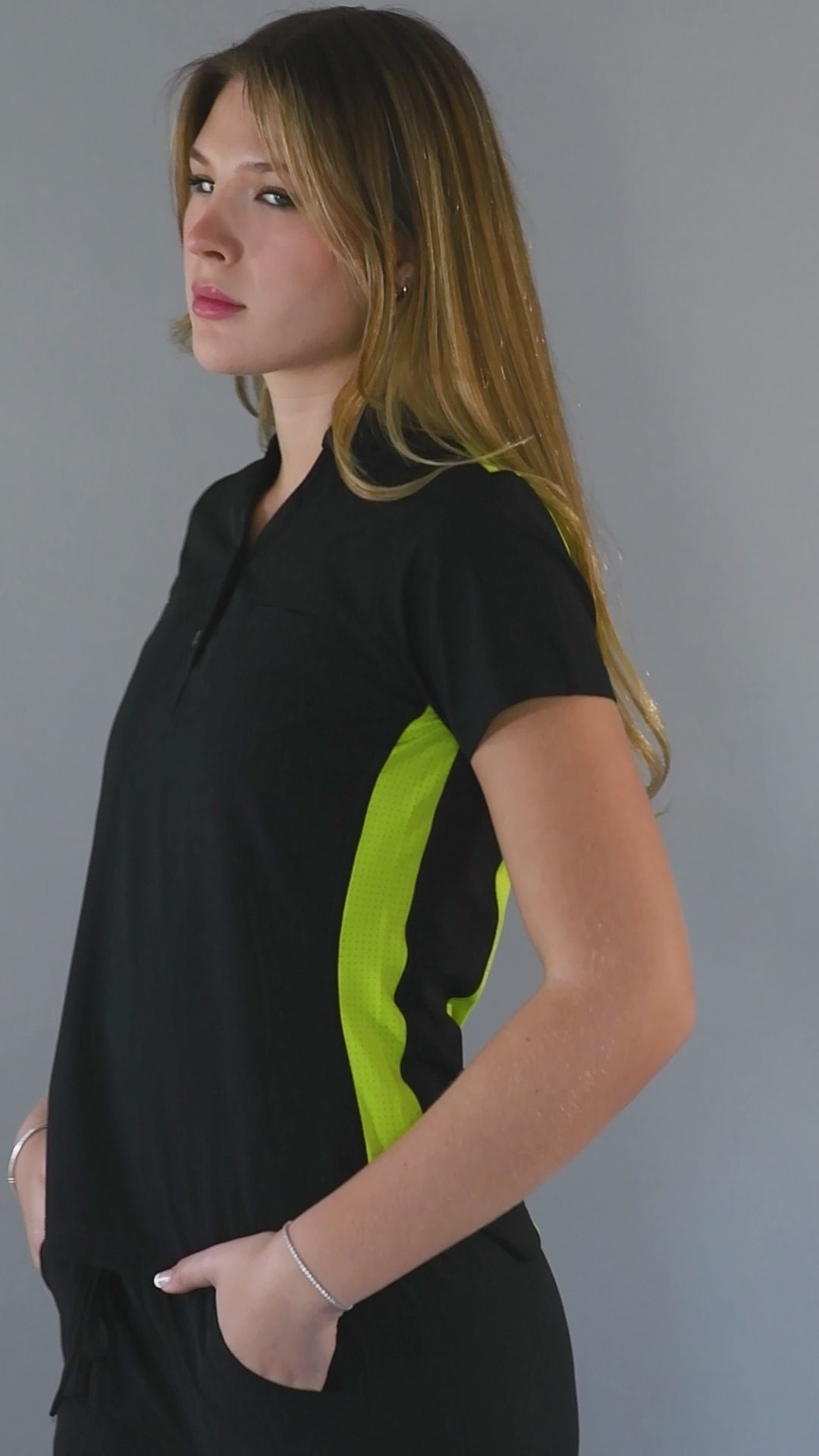 Filipina Negro/Lima Mujer, Scrubs 520